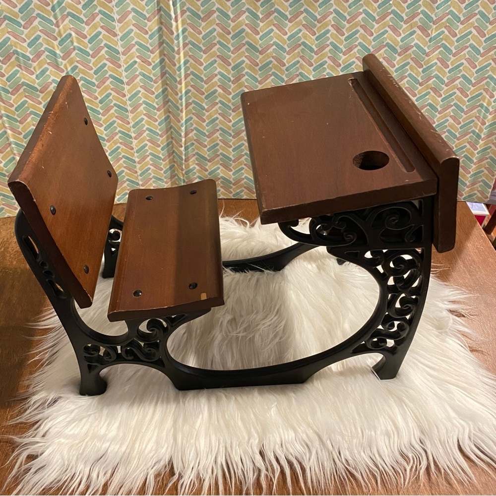 Pleasant Company American Girl Samantha's School Desk Chair